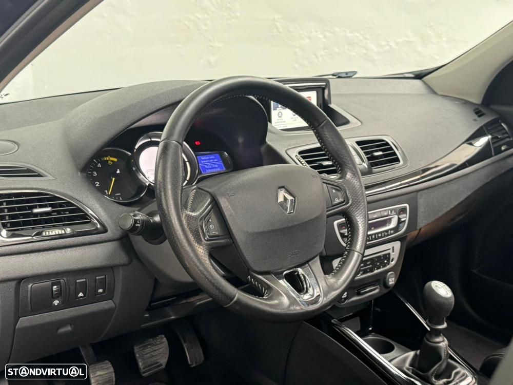 Renault Mégane Sport Tourer - 27