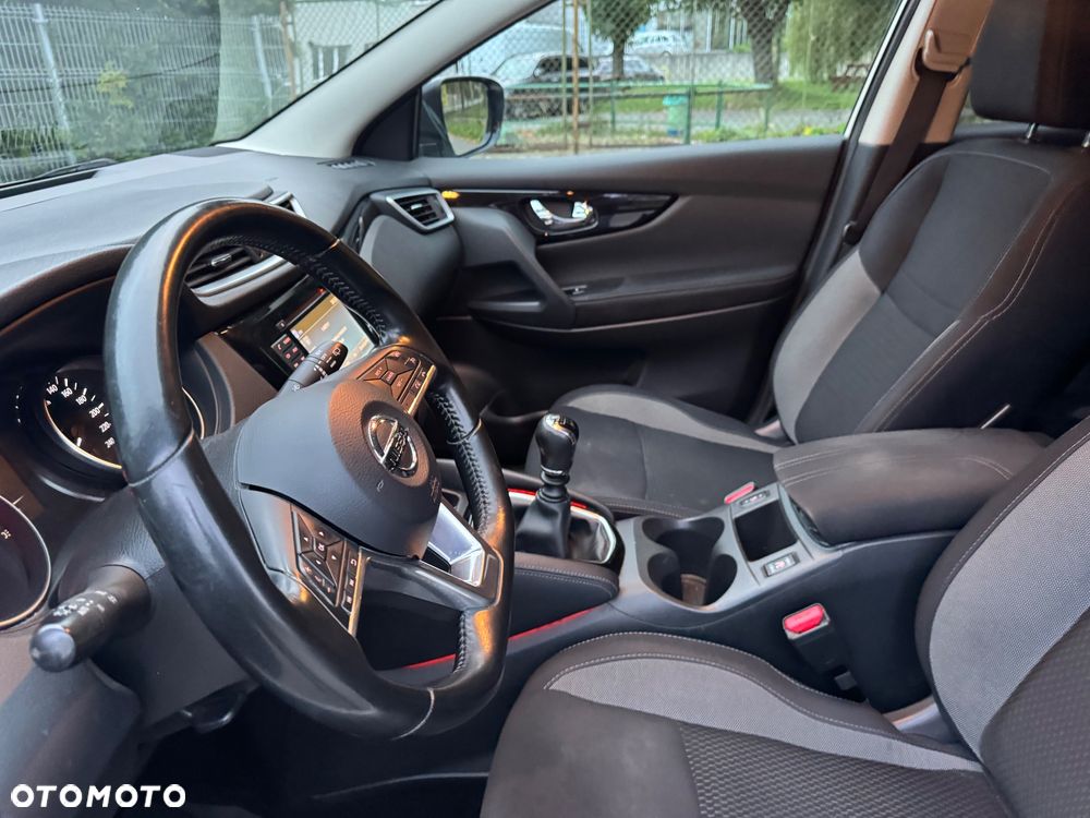 Nissan Qashqai - 11
