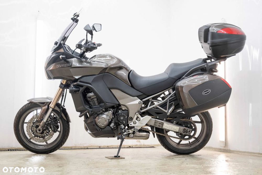 Kawasaki Versys 1000 - 9
