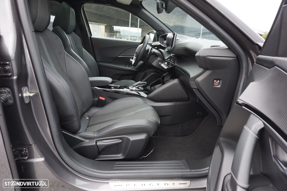 Peugeot 2008 1.5 BlueHDi GT Line EAT8 - 19