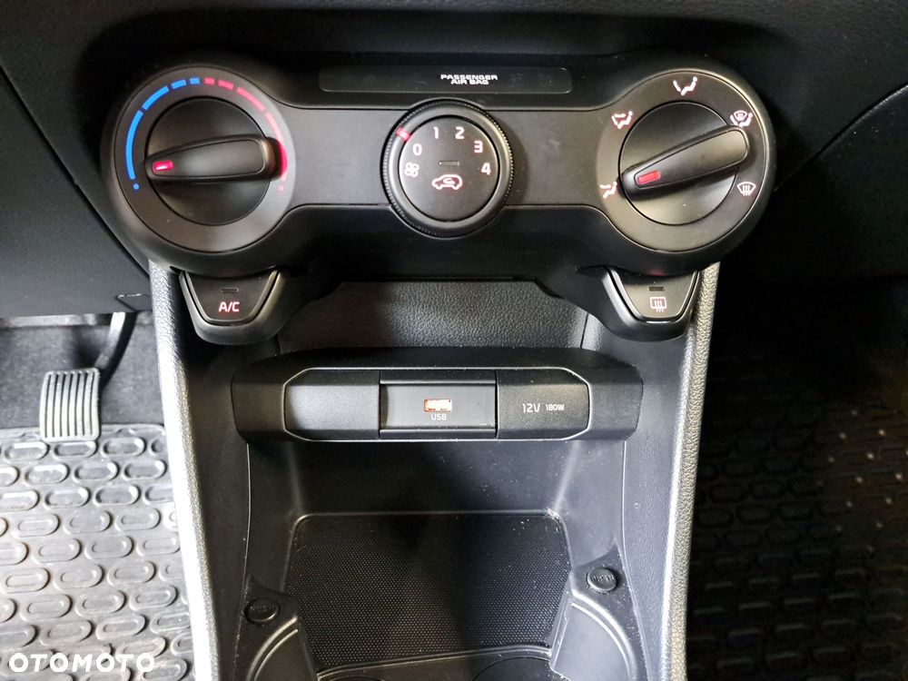 Kia Picanto - 25