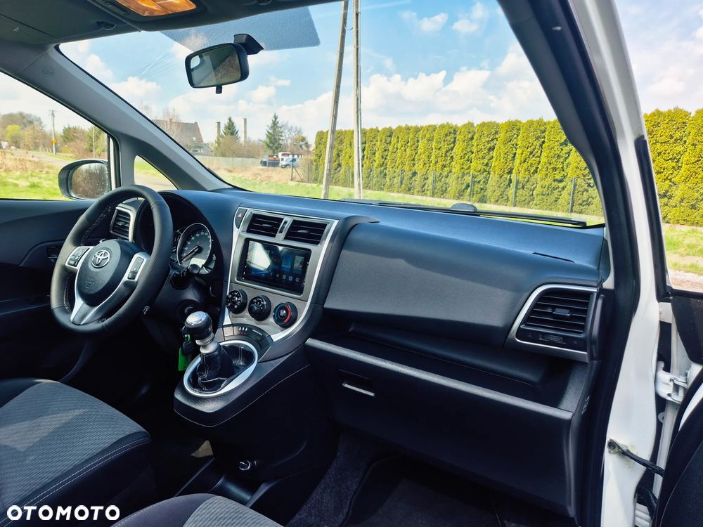 Toyota Verso S 1.33 Active - 19