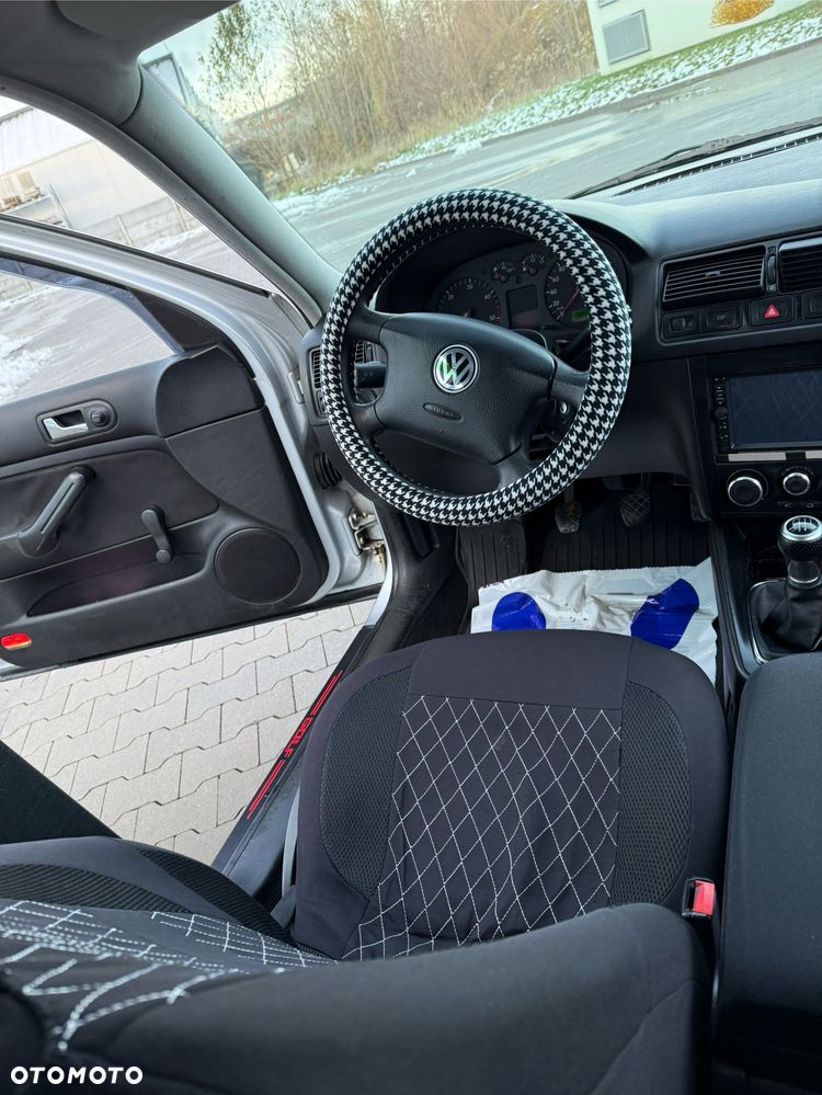 Volkswagen Golf 1.9 TDI Comfortline - 29