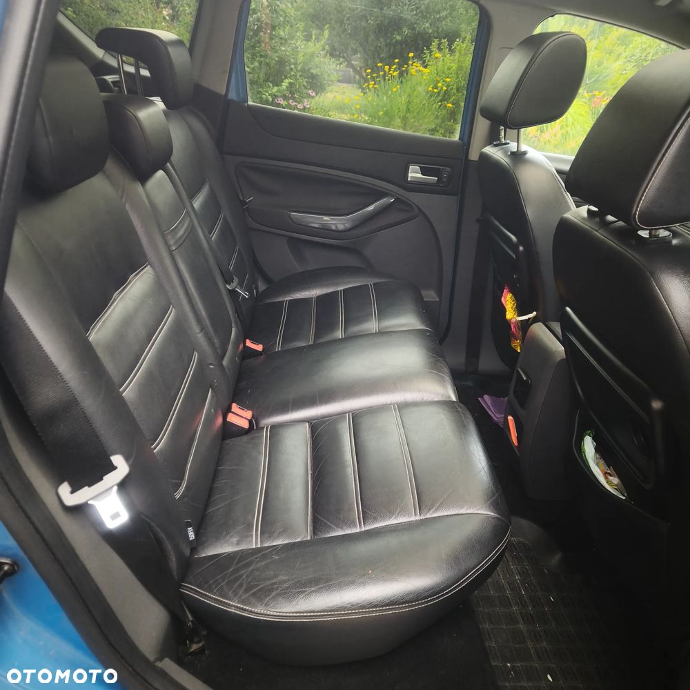 Ford Kuga 2.0 TDCi Titanium - 11