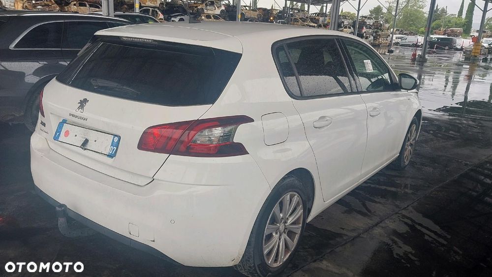 Peugeot 308 PureTech 110 Stop & Start Style - 4