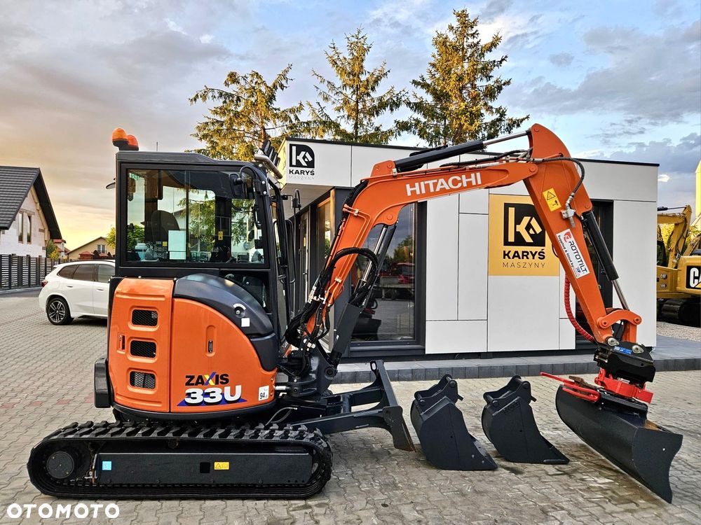Hitachi DEMO , 229 godzin 2025 rok . ZX33U-6 ZX33 ZX33-6 ZX26 ZX 33 U - 6 | 2025 | DEMO Wersja | 229 mth | MINIKOPARKA - 10