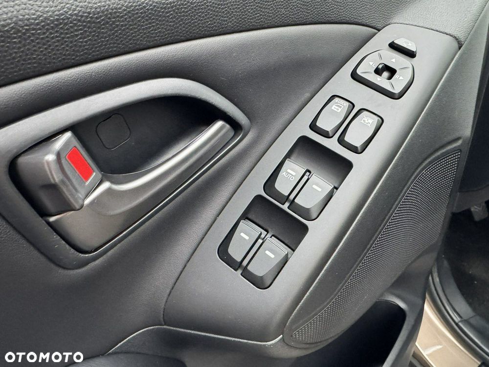 Hyundai ix35 - 16