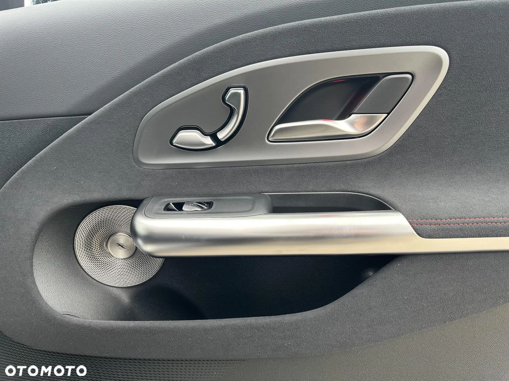 Mercedes-Benz CLA - 19