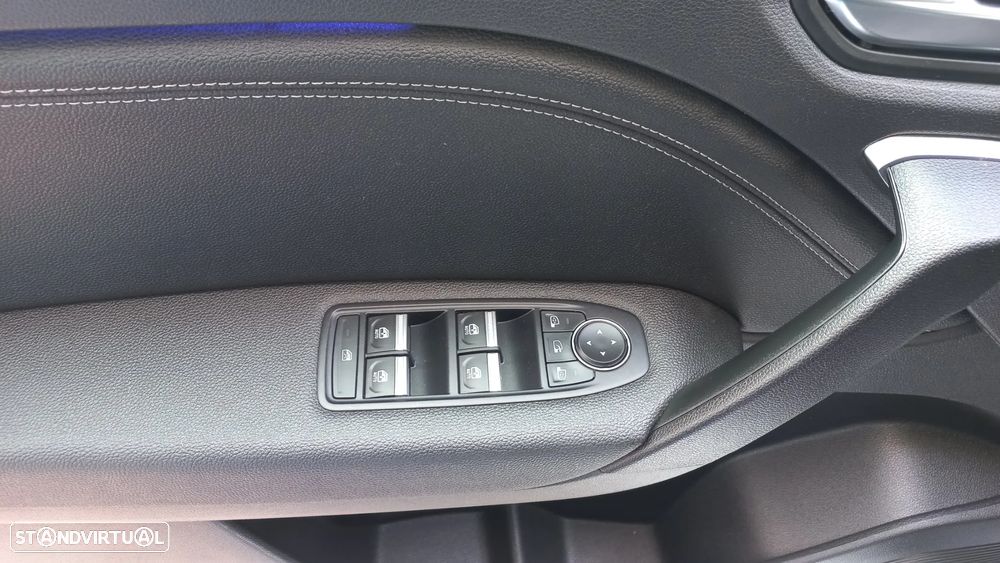 Mitsubishi ASX 1.6 PHEV Intense - 19