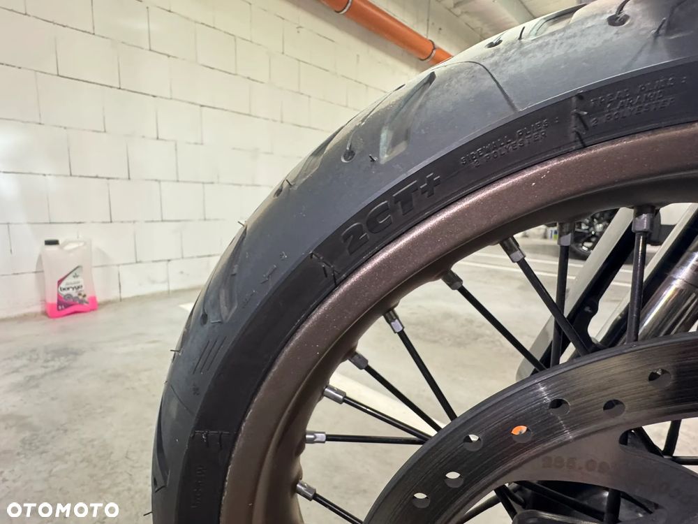 Husqvarna Vitpilen - 11