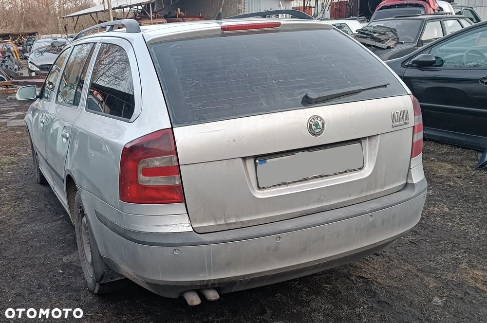 Skoda Octavia II 2004-2013 LA7W 9102 Ćwiartka Klapa Zderzaki drzwi dach silnik skrzynia koła zawieszenie - 1