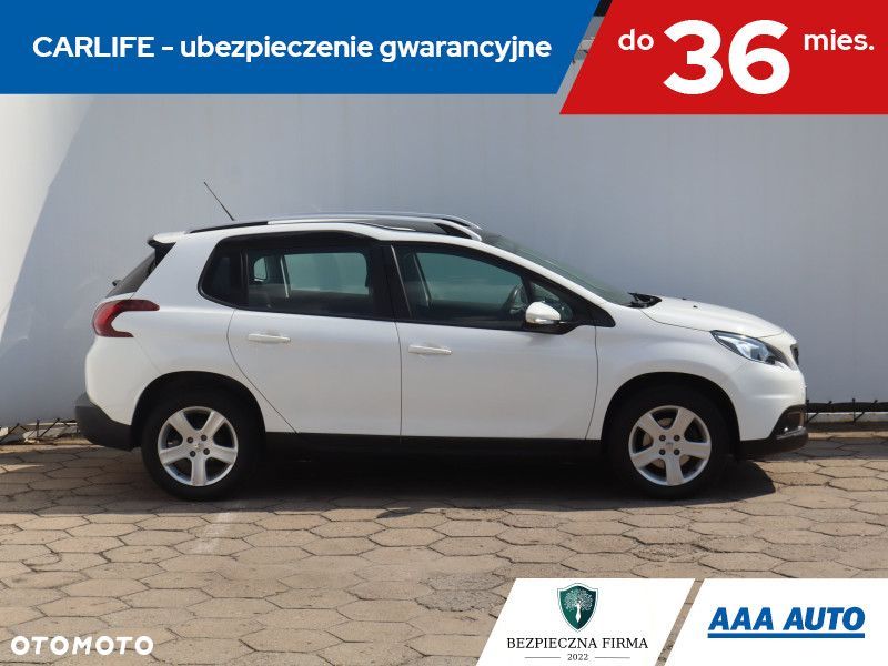 Peugeot 2008 - 8