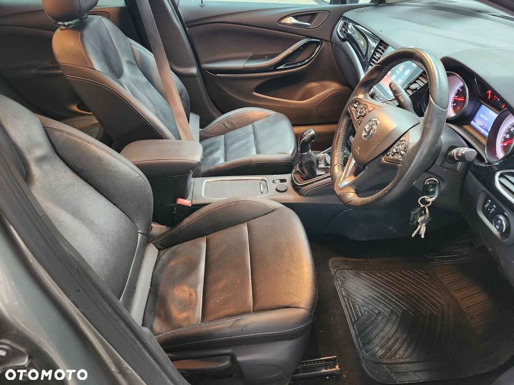 Opel Astra 1.4 Turbo Business - 6