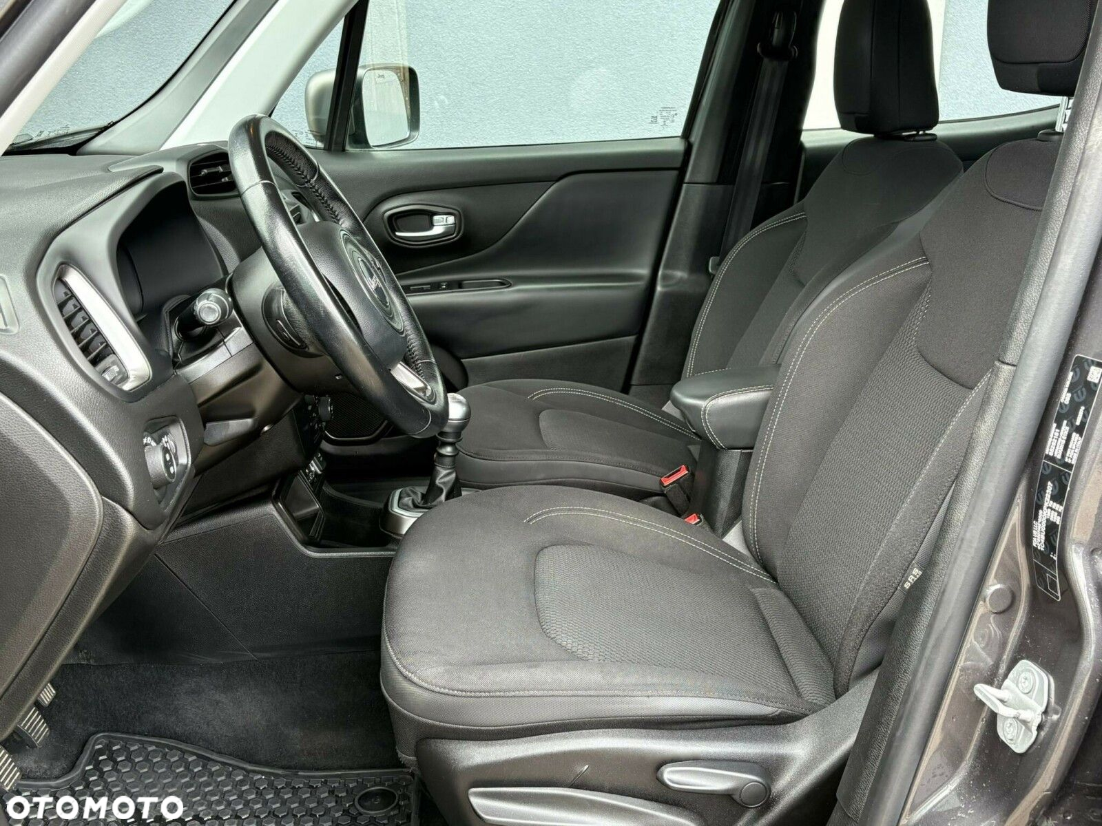Jeep Renegade 1.0 GSE T3 Turbo Limited FWD S&S - 9