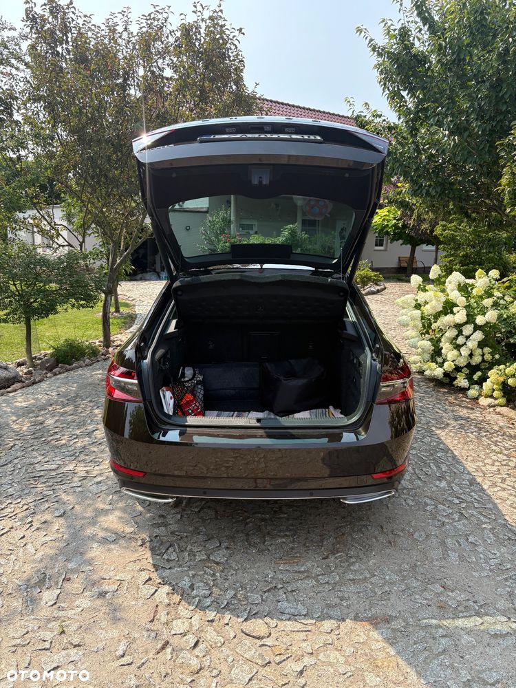 Skoda Superb 2.0 TDI SCR L&K DSG - 8
