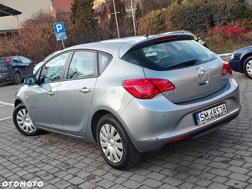 Opel Astra 1.8 Enjoy - 26