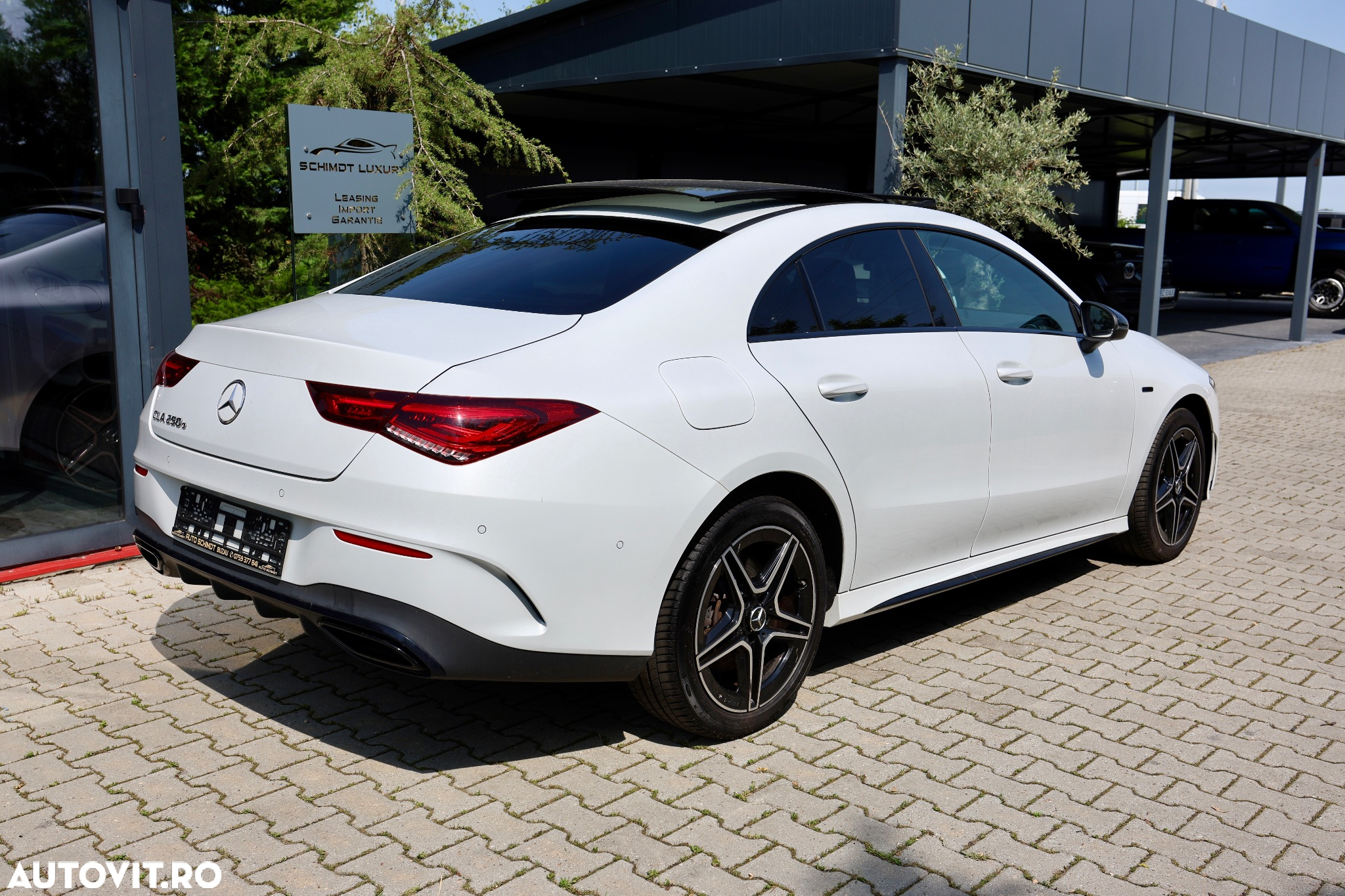 Mercedes-Benz CLA 250 e Shooting Brake 8G-DCT AMG Line Advanced Plus - 4