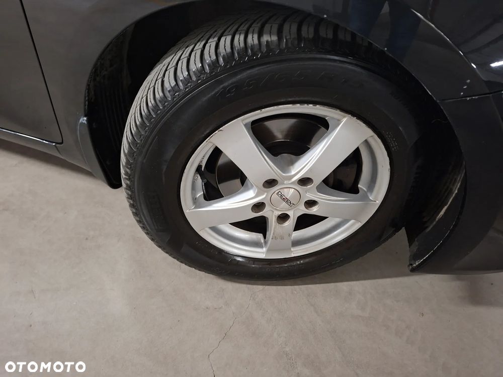 Kia Ceed 1.4 M - 11