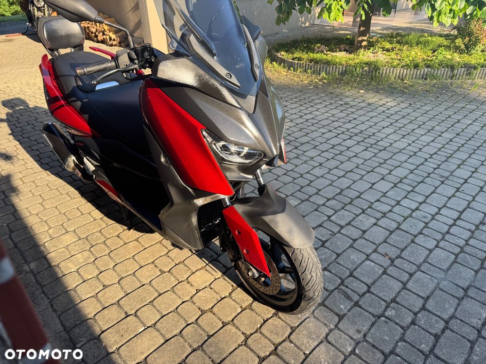 Yamaha X-max - 12