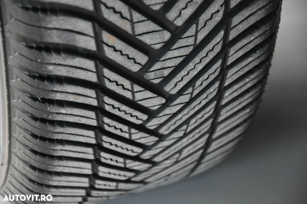 Dacia Duster dCi 110 FAP 4x2 Prestige - 18