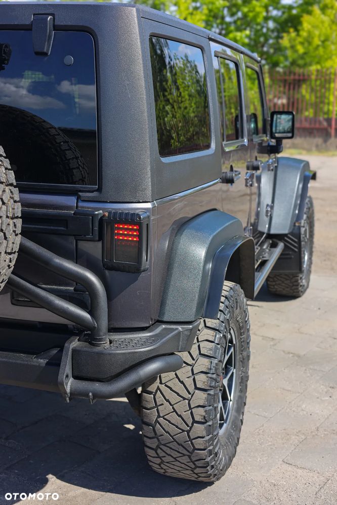 Jeep Wrangler - 7