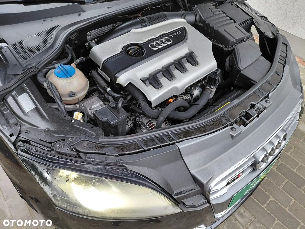 Audi TT S Coupé - 31