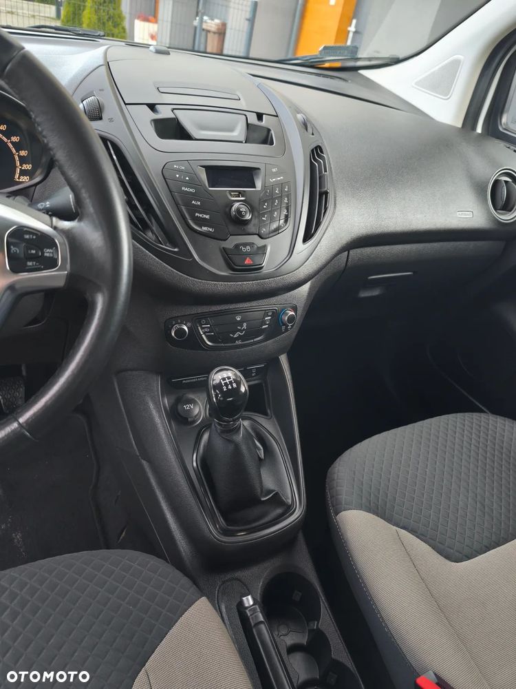 Ford Tourneo Courier 1.5 TDCi Trend - 13