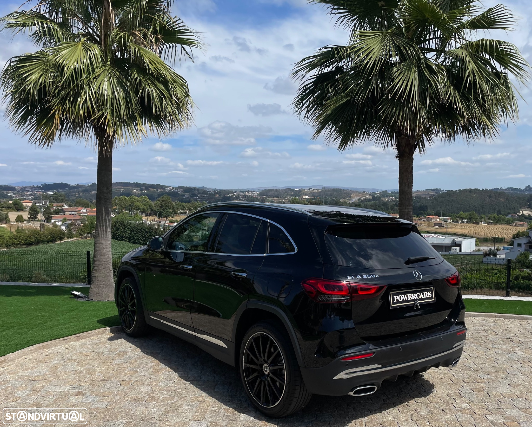 Mercedes-Benz GLA 250 e AMG Line - 16
