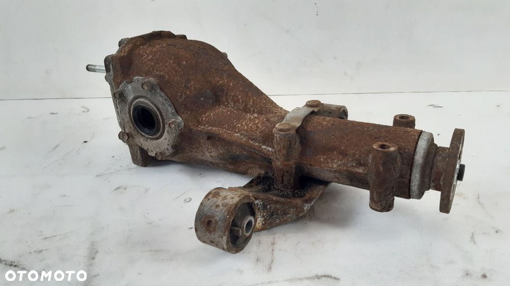 SUBARU XV I 2.0 D 11- DYFER MOST TYŁ - 6