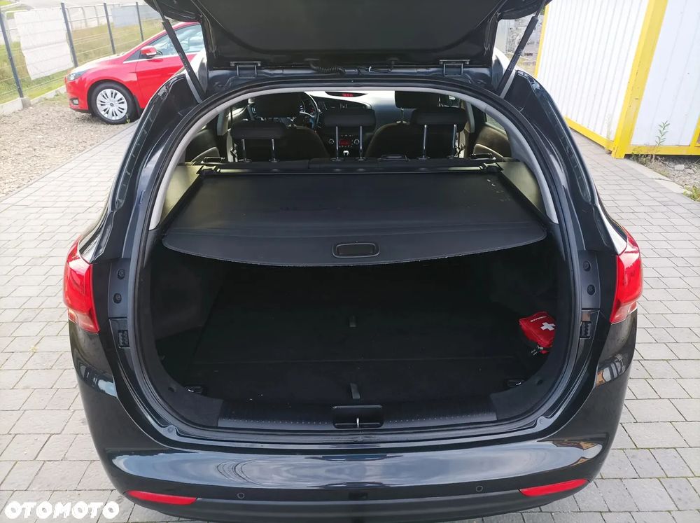 Kia Ceed 1.6 CRDi 128 ISG Platinum Edition - 12