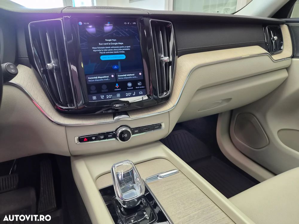 Volvo XC 60 B4 MHEV AT8 AWD Inscription - 20