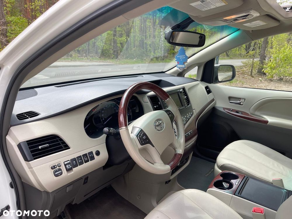 Toyota Sienna 3.5 V6 Limited AWD - 8
