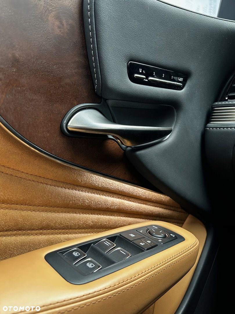 Lexus LS - 15