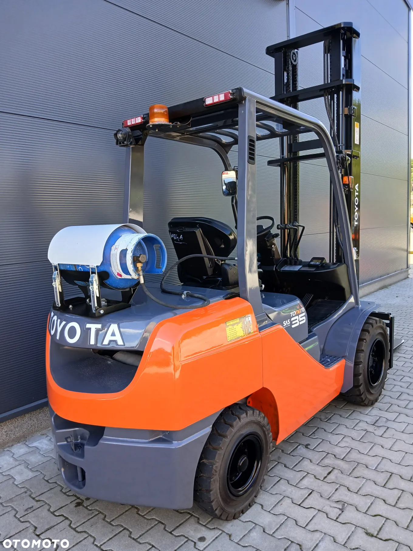 Toyota 02-8FGJF35 - 6