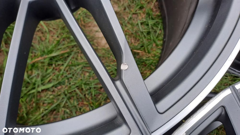 Felgi Aluminiowe 19 20 BMW M3 G80 M4 G82 G83 5x112 ET 20 Styling 825 - 16