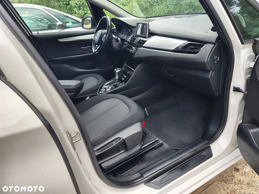 BMW Seria 2 218i - 20