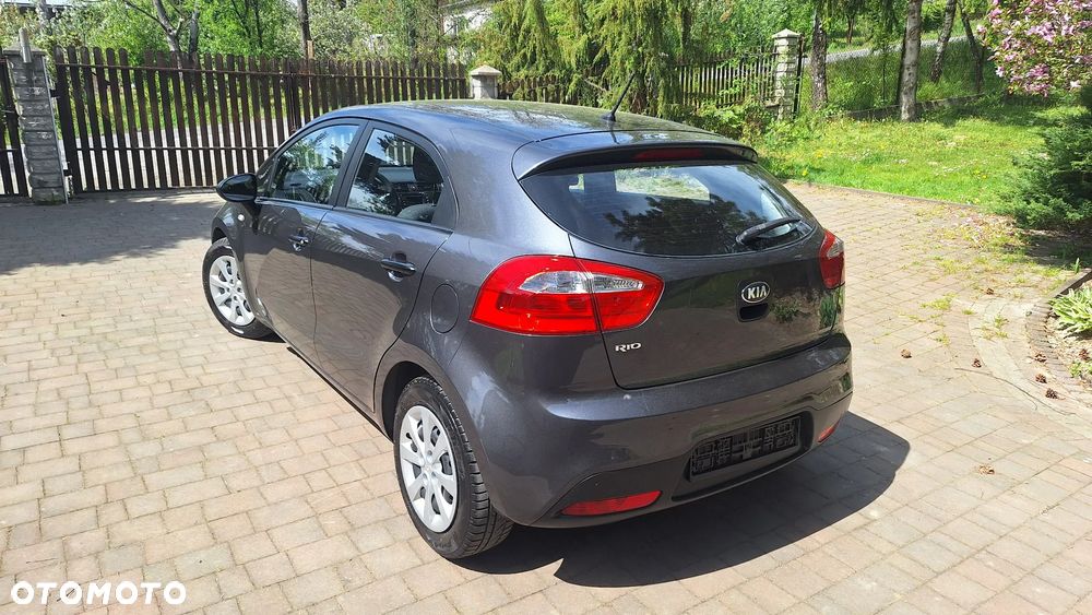 Kia Rio 1.2 Edition 7 - 14