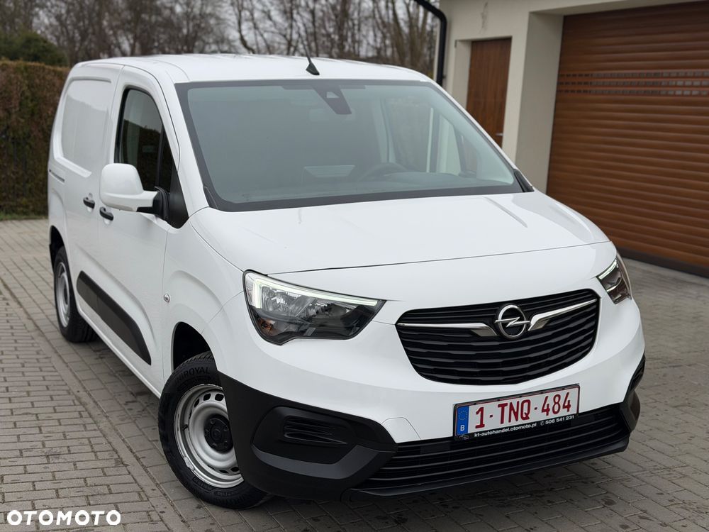 Opel COMBO - 32