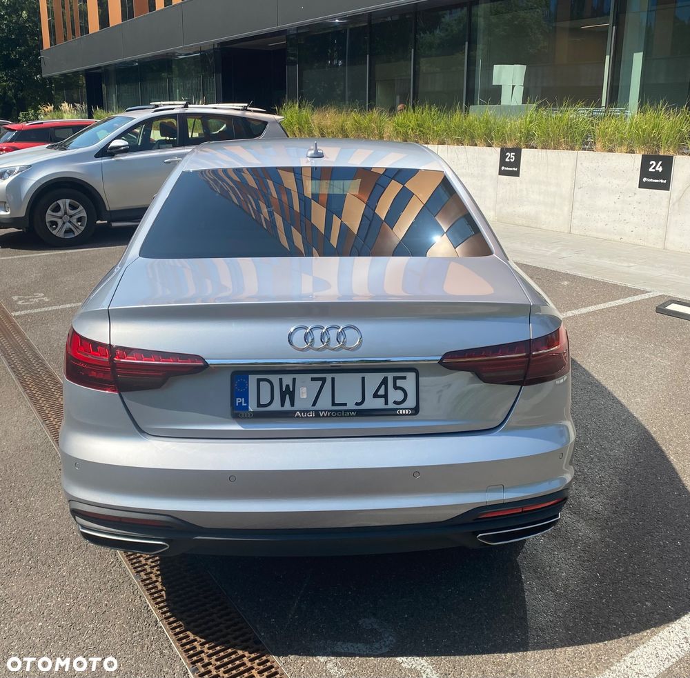 Audi A4 Limousine - 10