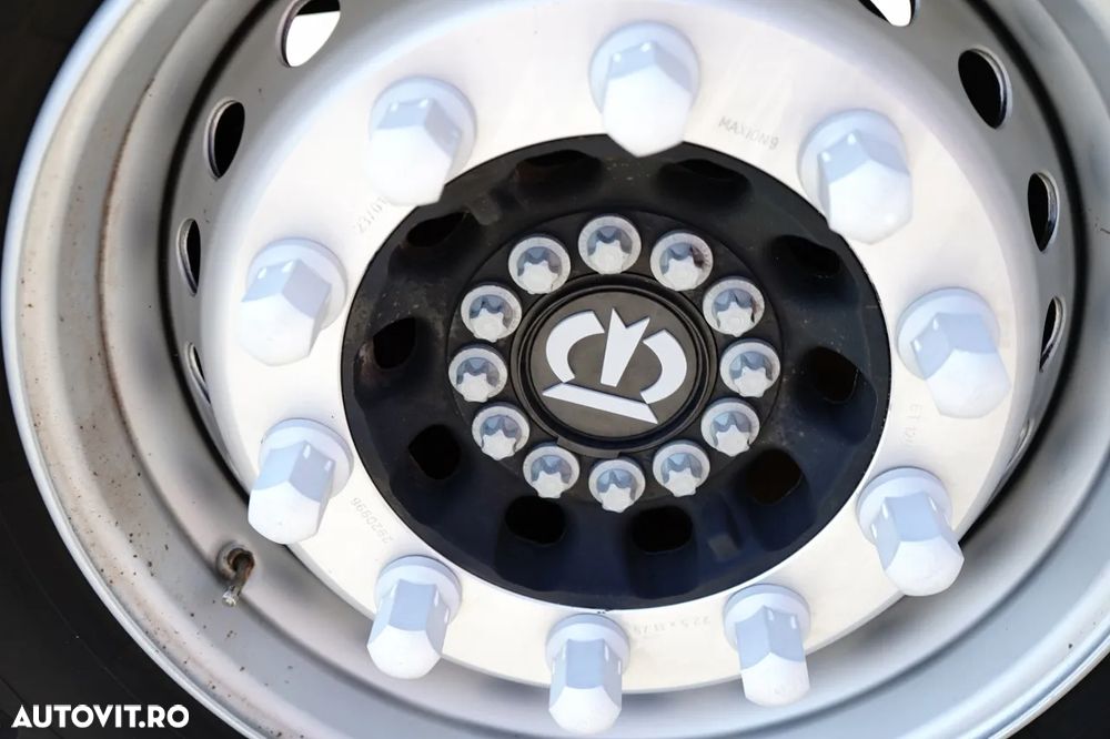 Krone KRONE / SEMIREMORCĂ CONTAINER / PUȚIN UTILIZAT / UNIVERSAL / 2023 / SPATE EXTENSIBIL / PENTRU TOATE CONTAINERELE / AXE RIDICABILE / AXE KRONE - 24