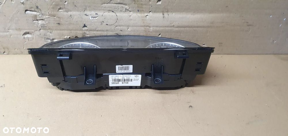 Licznik zegary oryginał VW Golf VI 6 Plus 1.6 TDI 5M0920870E - 5