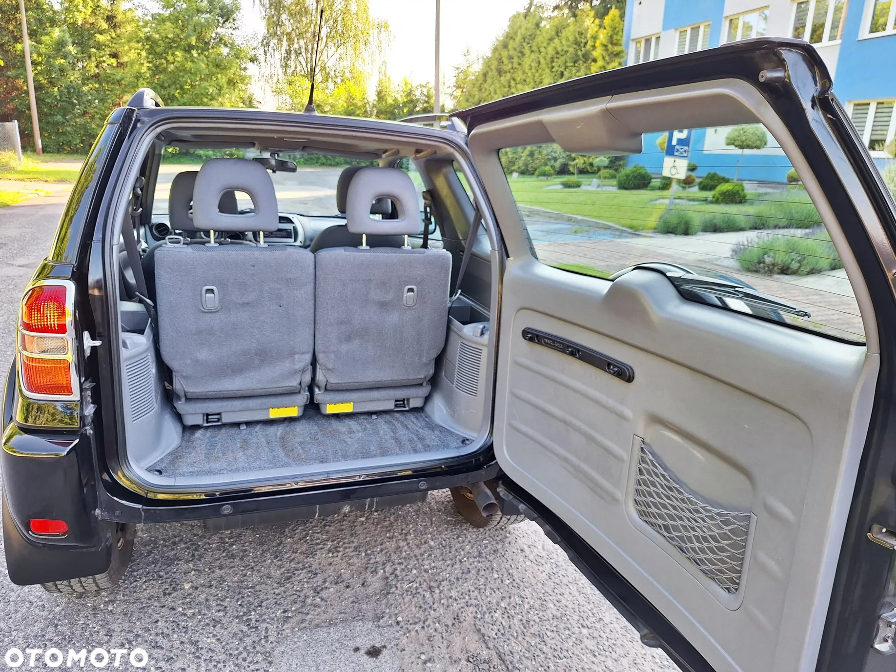 Toyota RAV4 - 34