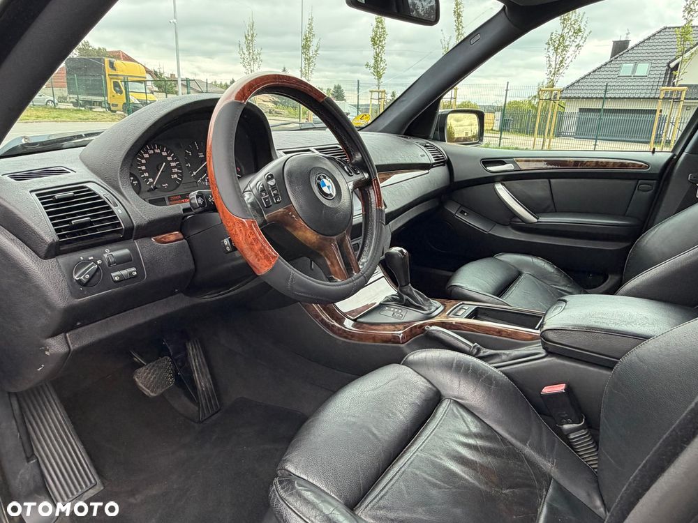 BMW X5 - 16