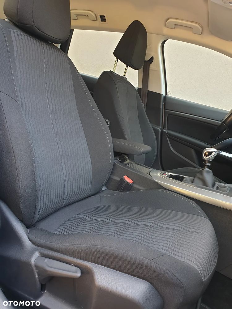 Peugeot 308 2.0 HDi Allure - 31