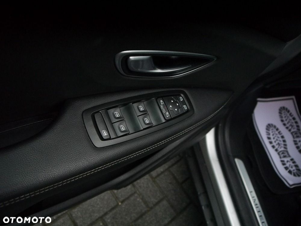 Renault Scenic ENERGY TCe 140 EDC LIMITED - 27