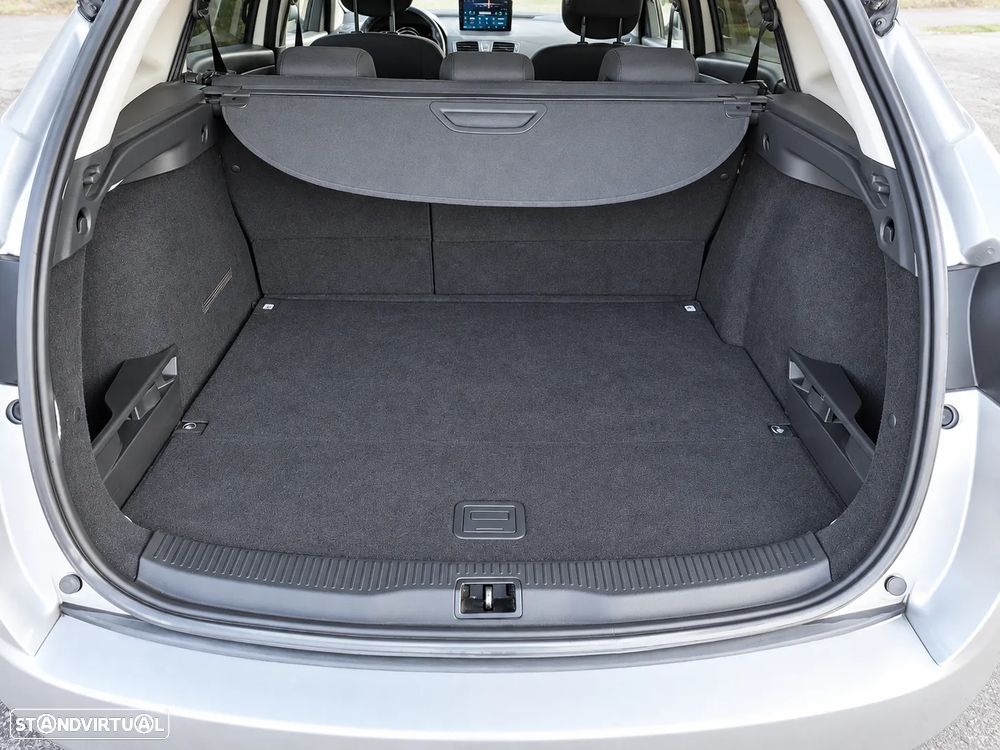 Renault Mégane Sport Tourer ENERGY dCi 110 Start & Stopp Dynamique - 9