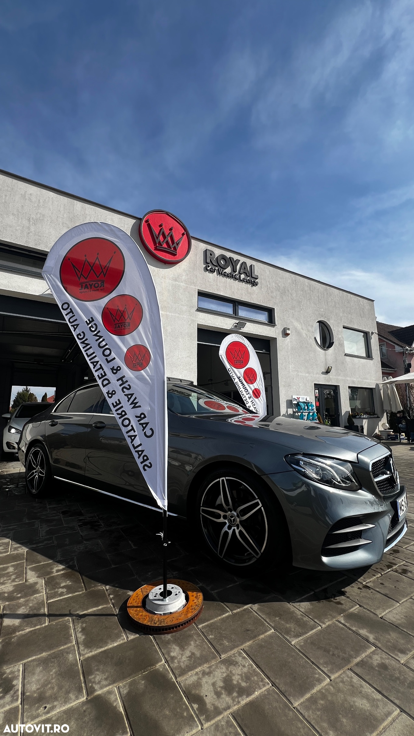 Mercedes-Benz E 220 d 4Matic 9G-TRONIC AMG Line - 24