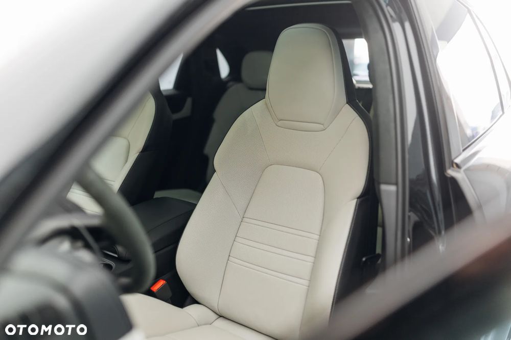 Porsche Cayenne GTS - 38