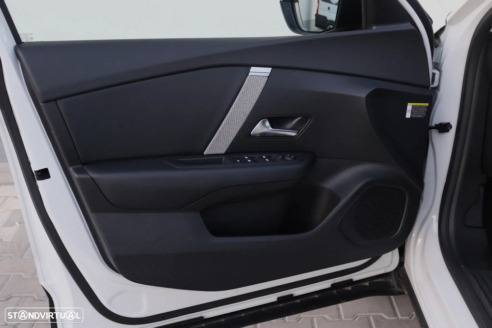 Citroën C4 1.2 PureTech Plus - 31