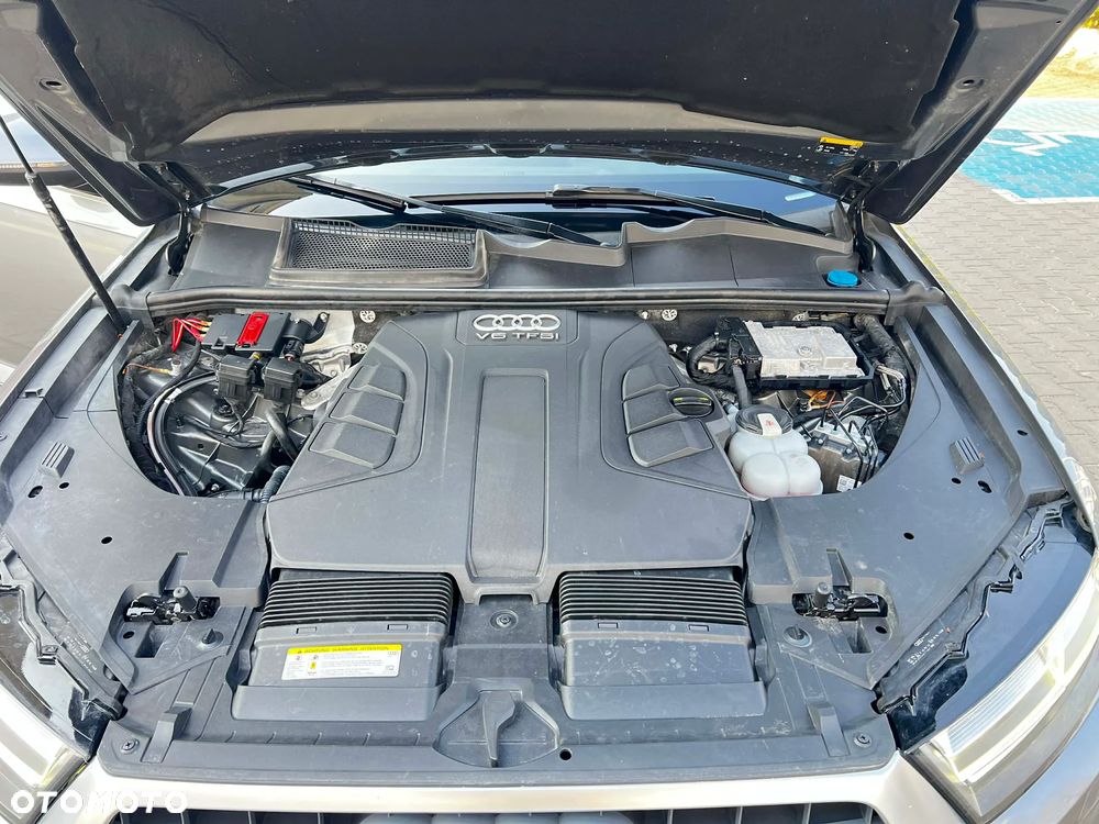 Audi Q7 - 40